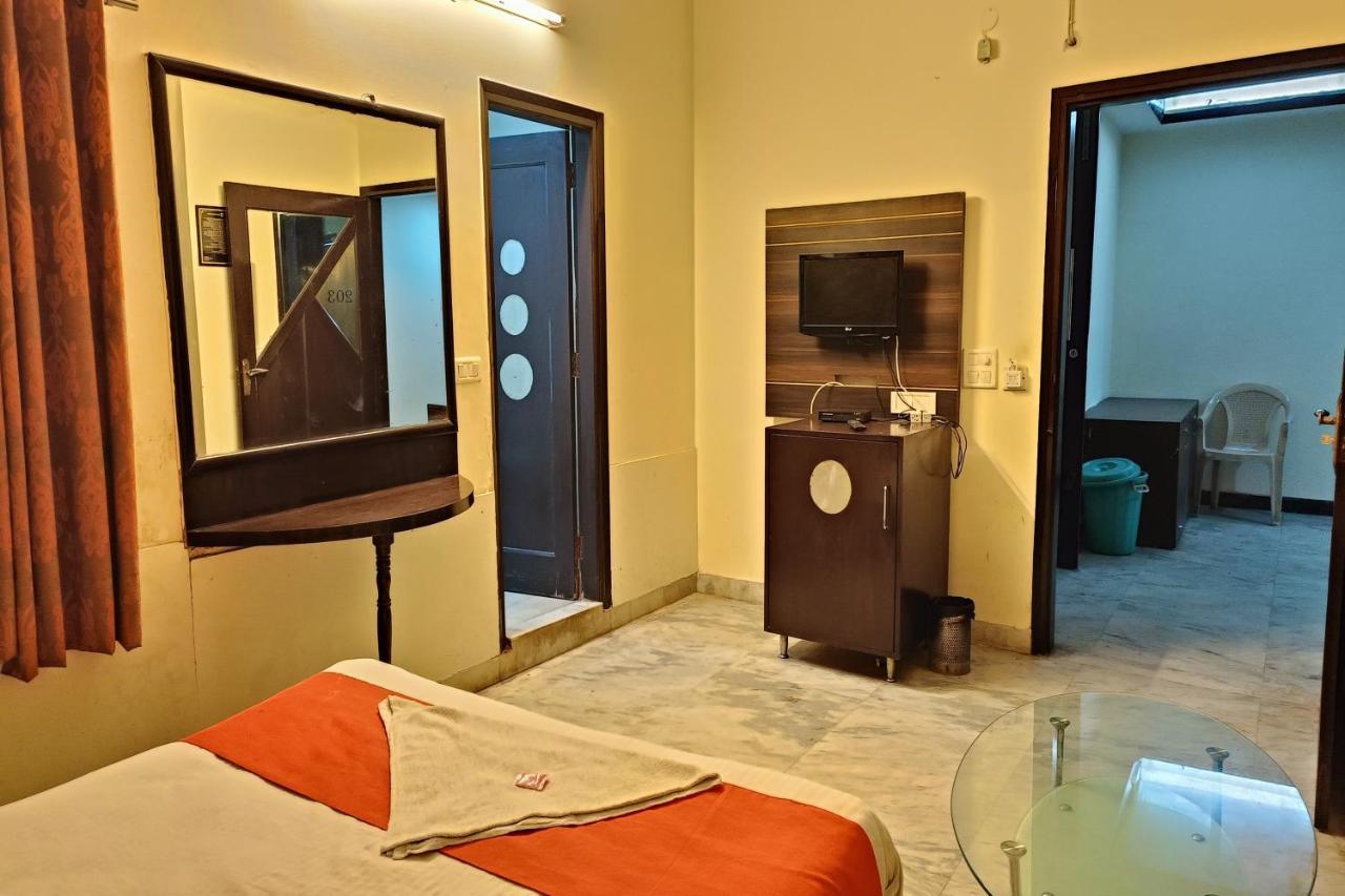 Hotel Mandakini Palace Delhi  Esterno foto